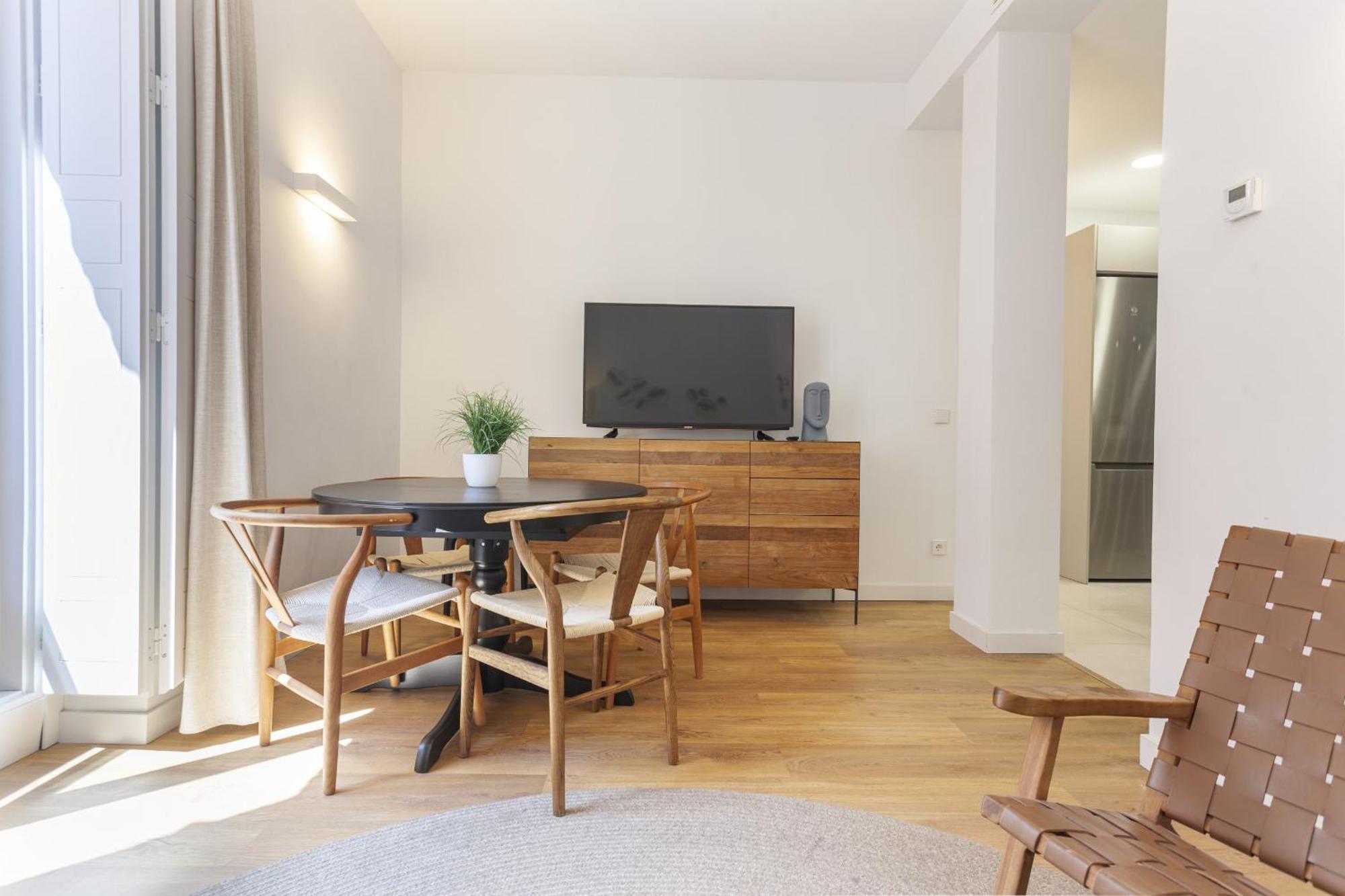 Mit House Bellas Artes En * Madrid